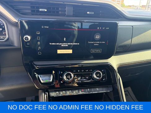 Used 2024 GMC Sierra 1500 AT4 w/ Technology Package AWD/4WD image 20