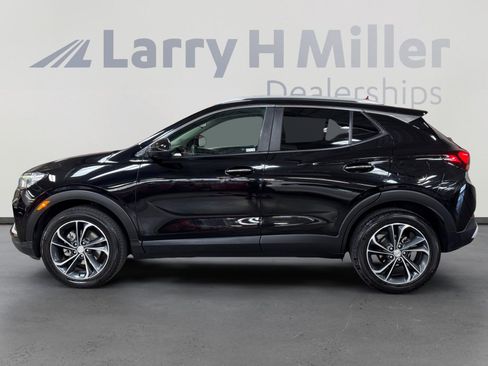 Used 2023 Buick Encore GX Select image 2