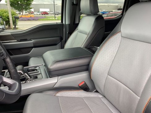 Used 2024 Ford F150 Lariat image 12