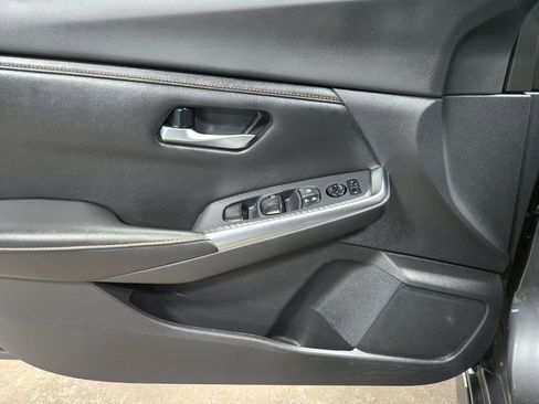 Used 2021 Nissan Sentra SR FWD image 8