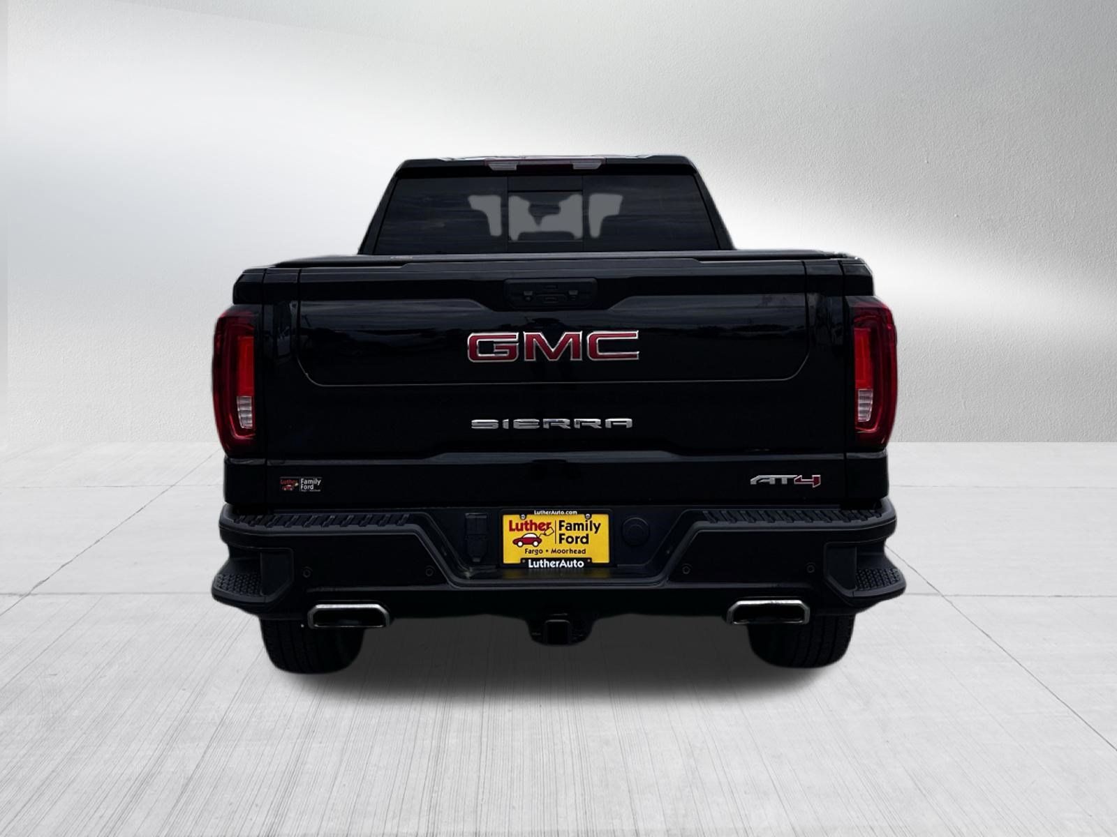 Used 2023 GMC Sierra 1500 AT4 w/ AT4 Preferred Package AWD/4WD image 6