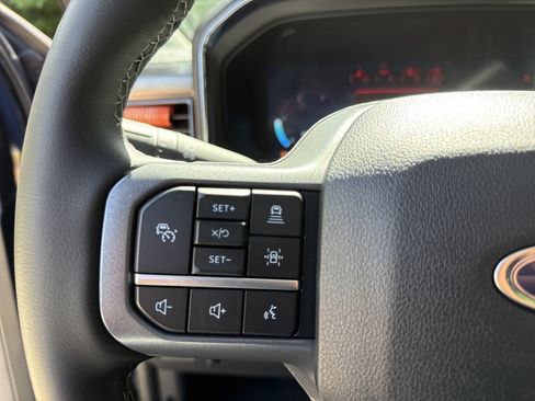 Used 2025 Ford F250 Lariat w/ Lariat Ultimate Package AWD/4WD image 25