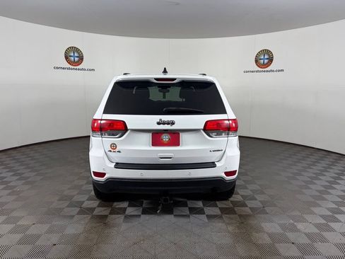Used 2017 Jeep Grand Cherokee Laredo AWD/4WD image 19