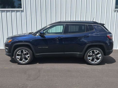Used 2018 Jeep Compass Limited AWD/4WD image 5