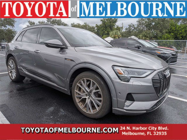 Used 2021 Audi e-tron Prestige AWD/4WD image 1