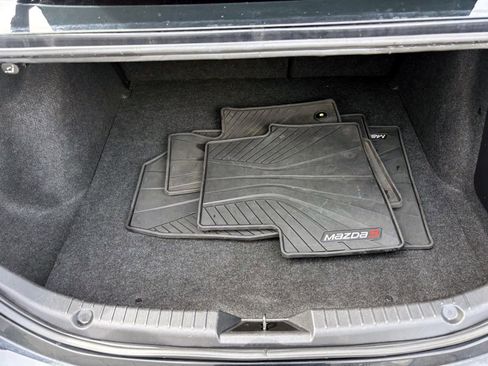 Used 2014 MAZDA MAZDA3 s Grand Touring w/ Technology Package image 9