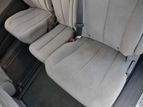 Used 2014 Toyota Sienna LE FWD image 21