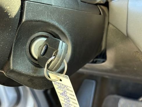 Used 2015 Ford Escape SE FWD image 11