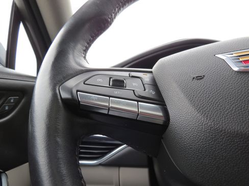 Certified 2023 Cadillac XT4 Luxury w/ Cold Weather Package image 24