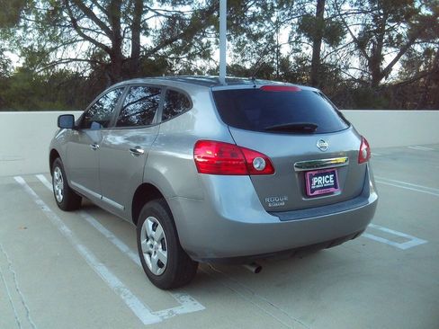 Used 2015 Nissan Rogue S FWD image 5