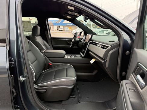 New 2026 GMC Sierra EV Elevation image 21