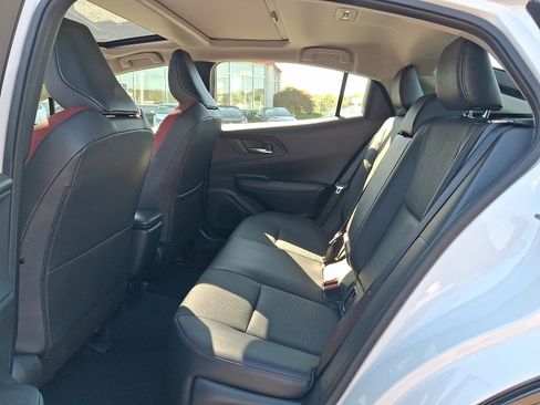 Certified 2024 Toyota Prius Prime image 11