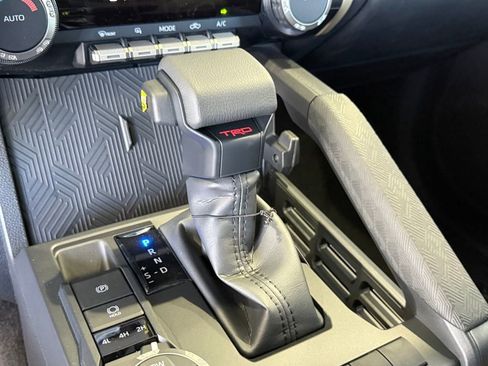 New 2025 Toyota Tacoma TRD Off-Road image 24