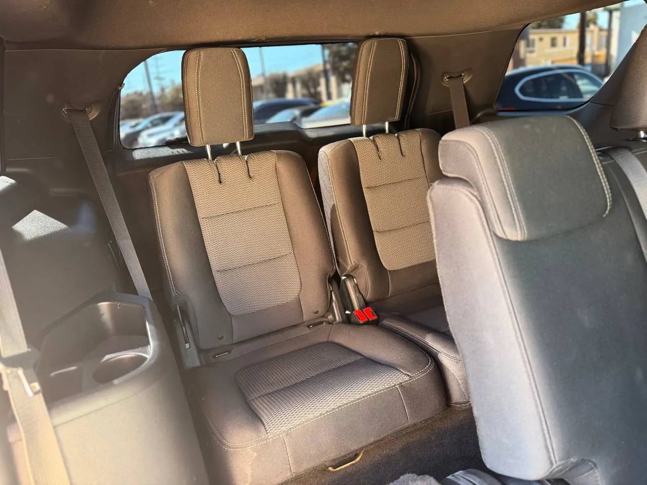 Used 2017 Ford Explorer XLT FWD image 42