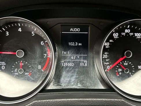 Used 2017 Volkswagen Passat 1.8T R-Line FWD image 16