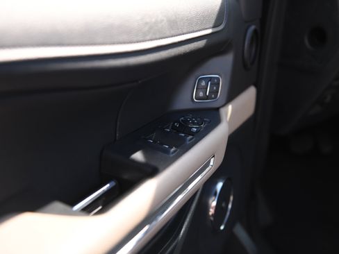 Used 2024 Ford Expedition Limited image 22