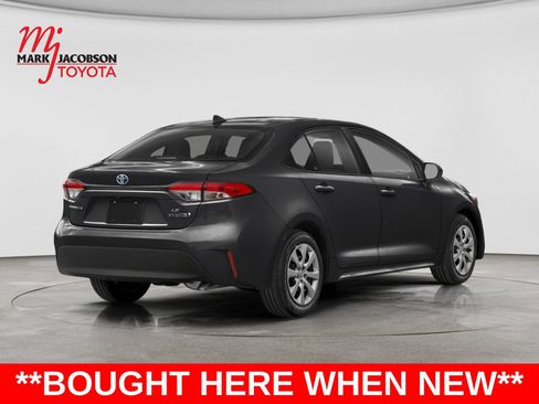 Used 2023 Toyota Corolla LE FWD image 2