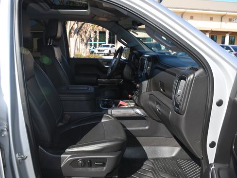 Used 2019 Chevrolet Silverado 1500 LTZ w/ LTZ Convenience Package image 23