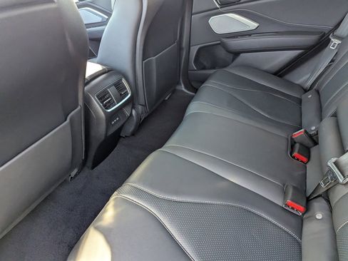 Used 2023 Acura RDX w/ Technology Package image 16