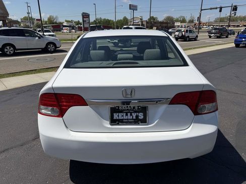 Used 2010 Honda Civic DX-VP image 4