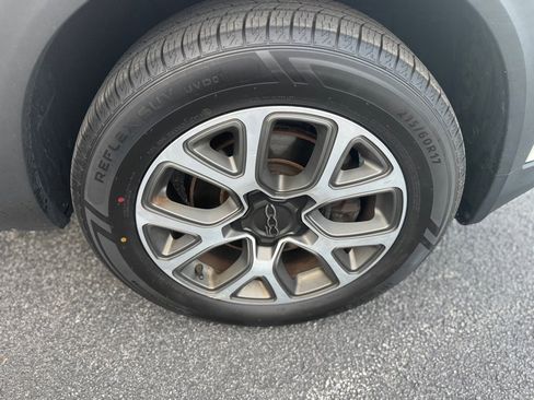 Used 2017 FIAT 500X Trekking image 11