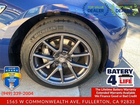 Used 2018 Tesla Model 3 Long Range image 13