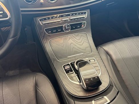 Used 2019 Mercedes-Benz E 300 Sedan image 16