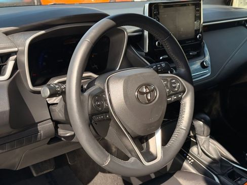 Used 2022 Toyota Corolla XSE FWD image 26