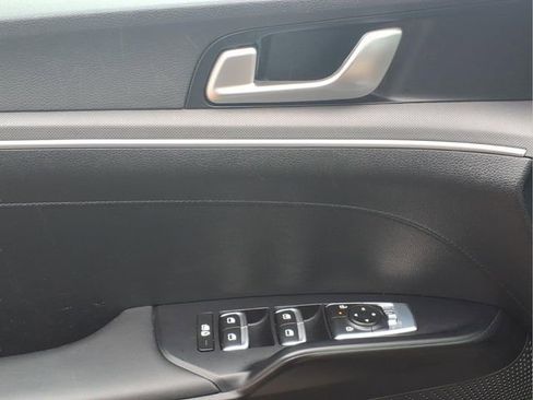 Used 2025 Kia K5 LXS image 17