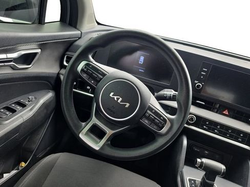 Used 2023 Kia Sportage LX FWD image 14