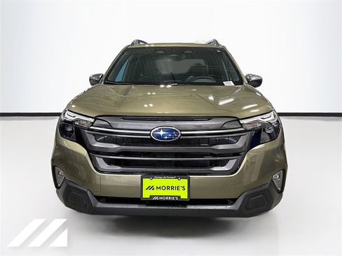 New 2026 Subaru Forester Premium image 2