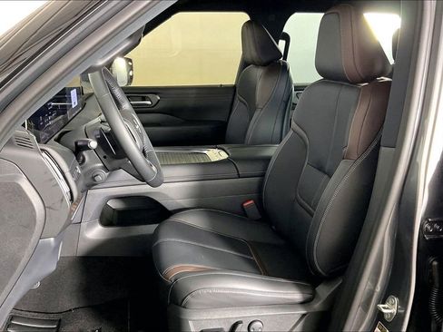 New 2026 Nissan Armada SL w/ Captain's Chari Seat Package RWD image 14