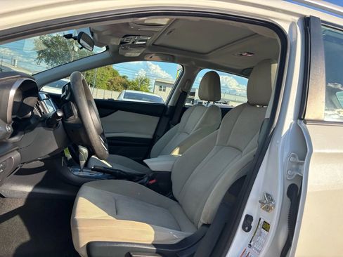 Used 2019 Subaru Impreza 2.0i Premium image 12