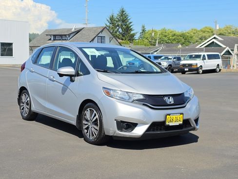 Used 2015 Honda Fit EX image 2