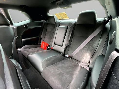 Certified 2023 Dodge Challenger R/T w/ Plus Package image 20