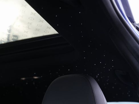 Used 2022 BMW 330i xDrive Sedan w/ M Sport Package image 45