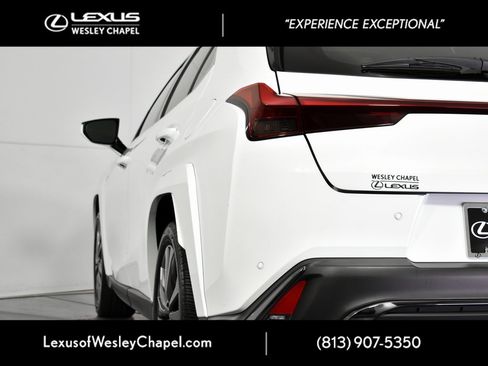 Used 2023 Lexus UX 250h F Sport image 9