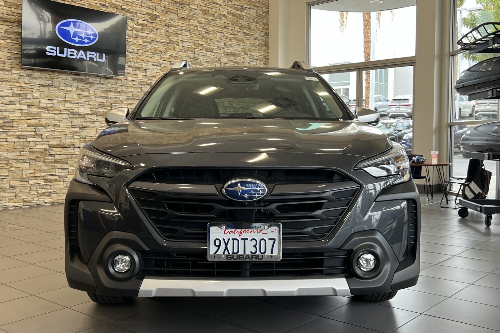 Used 2025 Subaru Outback Touring XT AWD/4WD image 8