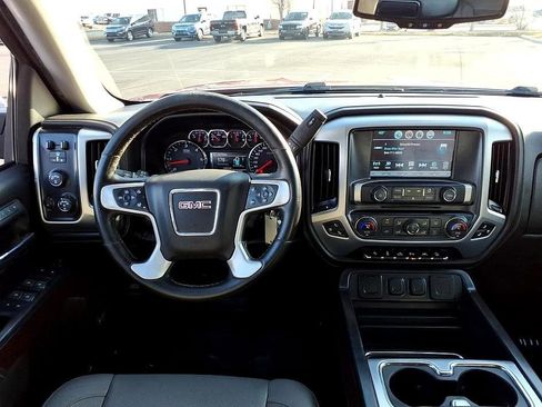 Used 2018 GMC Sierra 1500 SLT image 25
