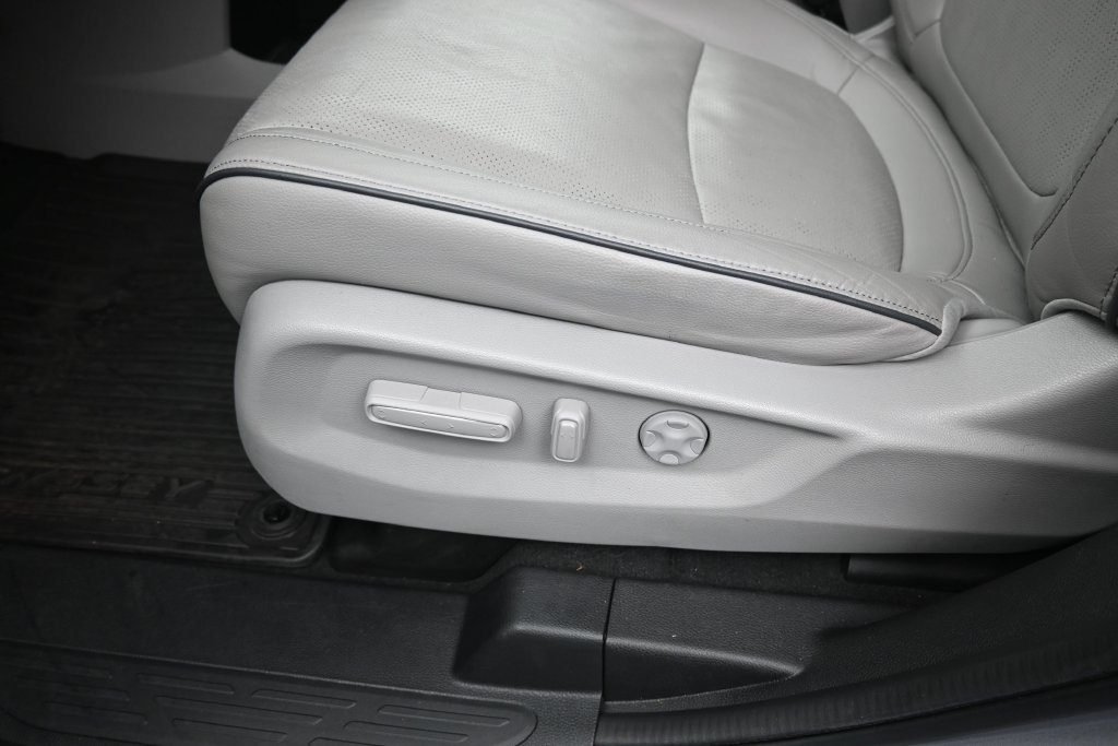 Used 2024 Honda Odyssey Elite image 31