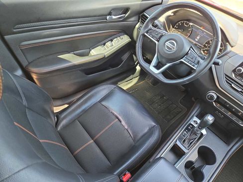 Used 2021 Nissan Altima 2.5 SR image 15