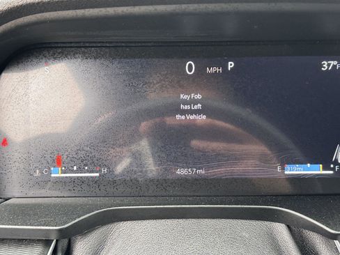 Used 2025 Jeep Grand Cherokee Altitude image 27