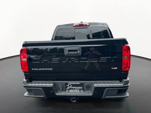 Used 2021 Chevrolet Colorado Z71 w/ Z71 Midnight Edition AWD/4WD image 4