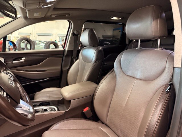 Used 2019 Hyundai Santa Fe Limited AWD/4WD image 3
