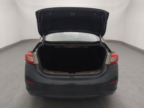 Used 2017 Chevrolet Cruze LT w/ Convenience Package image 29