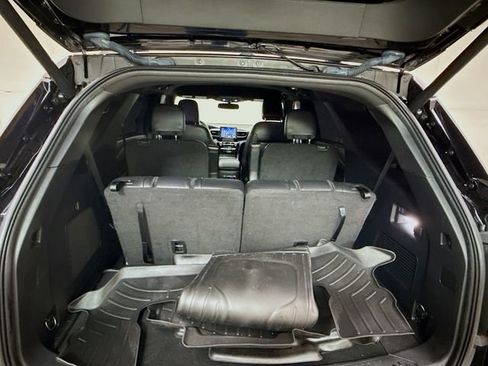 Used 2023 Ford Explorer ST-Line w/ Class IV Trailer Tow Package image 26