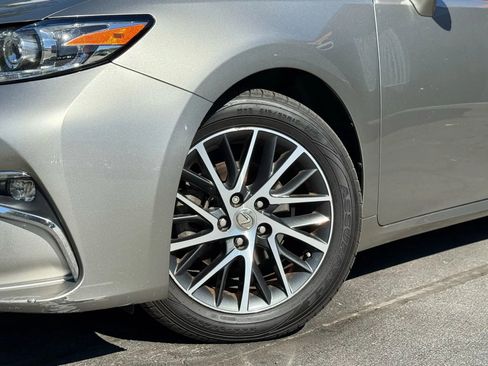 Used 2016 Lexus ES 350 ES 350 Sedan 4D image 56