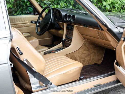 Used 1987 Mercedes-Benz 560 SL image 46