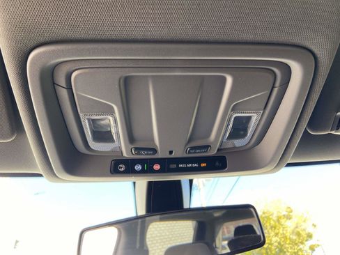 Used 2022 Chevrolet Silverado 1500 RST w/ Z71 Off-Road Package image 15