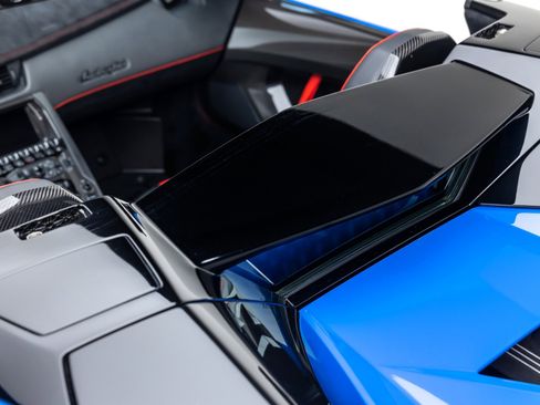 Used 2017 Lamborghini Aventador LP 750-4 Superveloce image 38